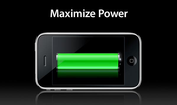 How can you maximize a smartphone battery's lifespan?