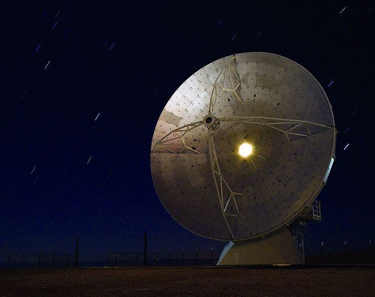 A regular starry night at the ALMA site.