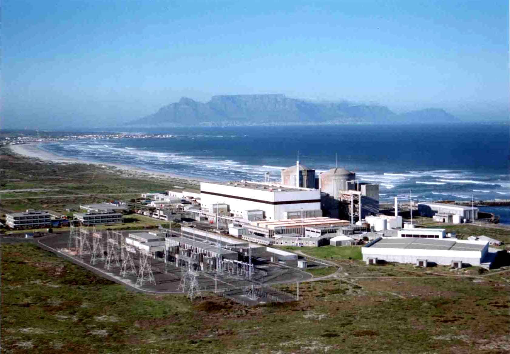 South Africa's only nuclear power station in Koeberg, close to the Atlantic Ocean. (c) Bjorn Rudner