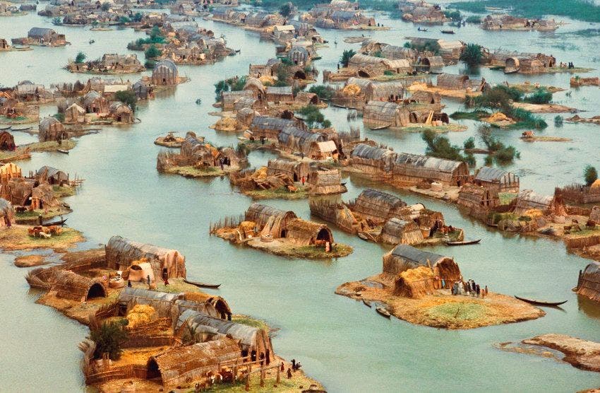 Floating homes Iraq