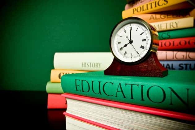 Later starting hours for school and college could lead to better academic results and better overall health for students. It would also be awesome.
Image via xplodemag