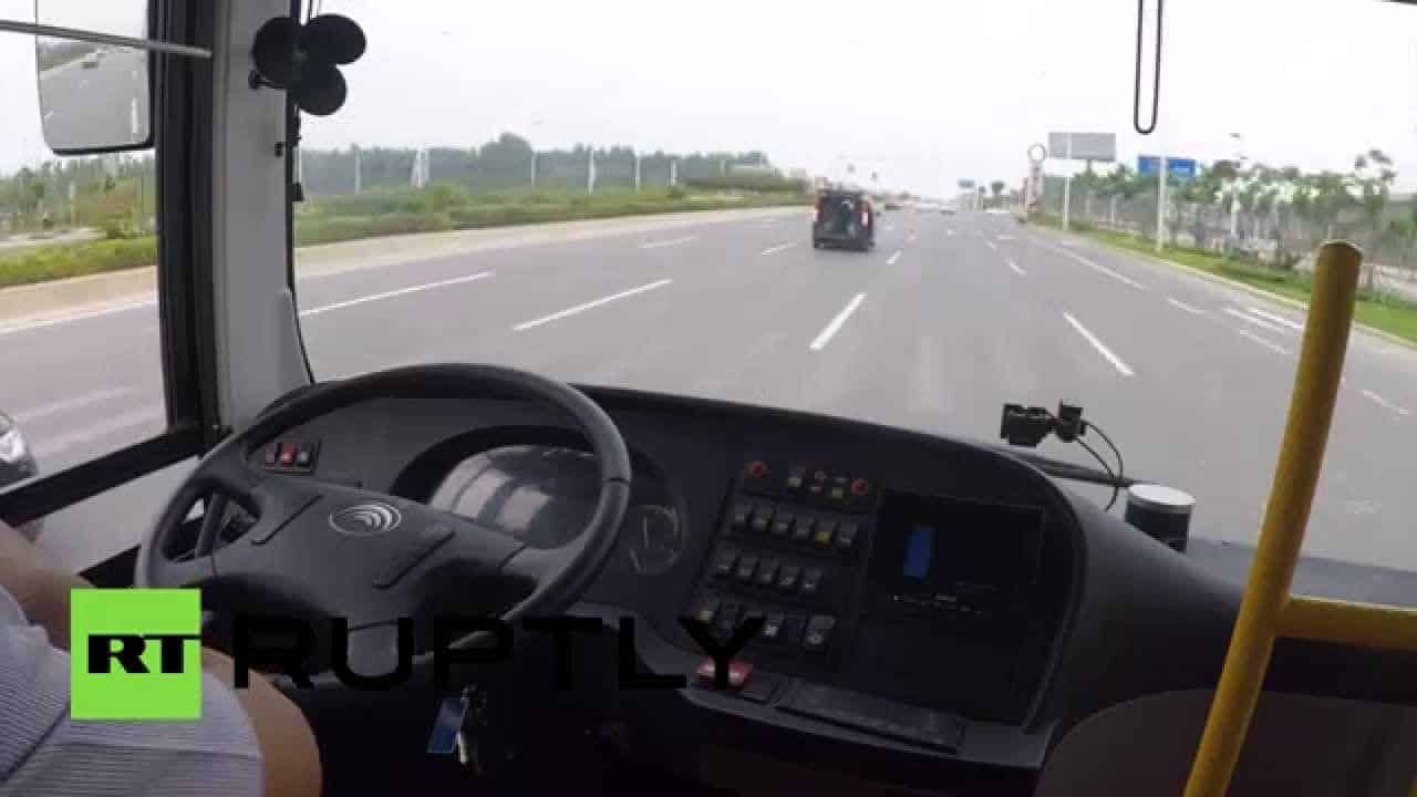 self driving bus in china