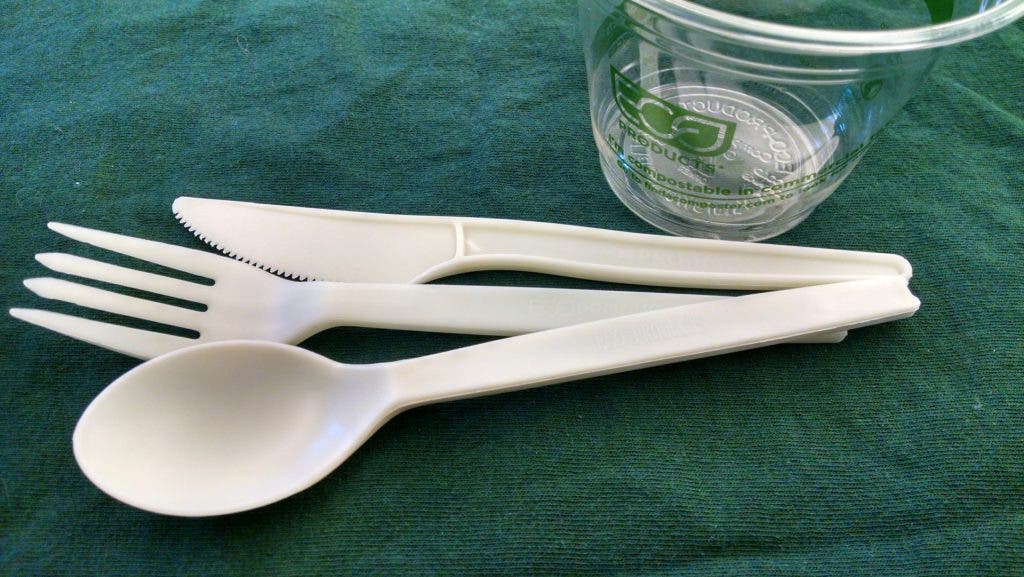 Compostable cutlery and other products made from the biomaterial PLA are biodegradable, but not fully recyclable.
Image via colostate