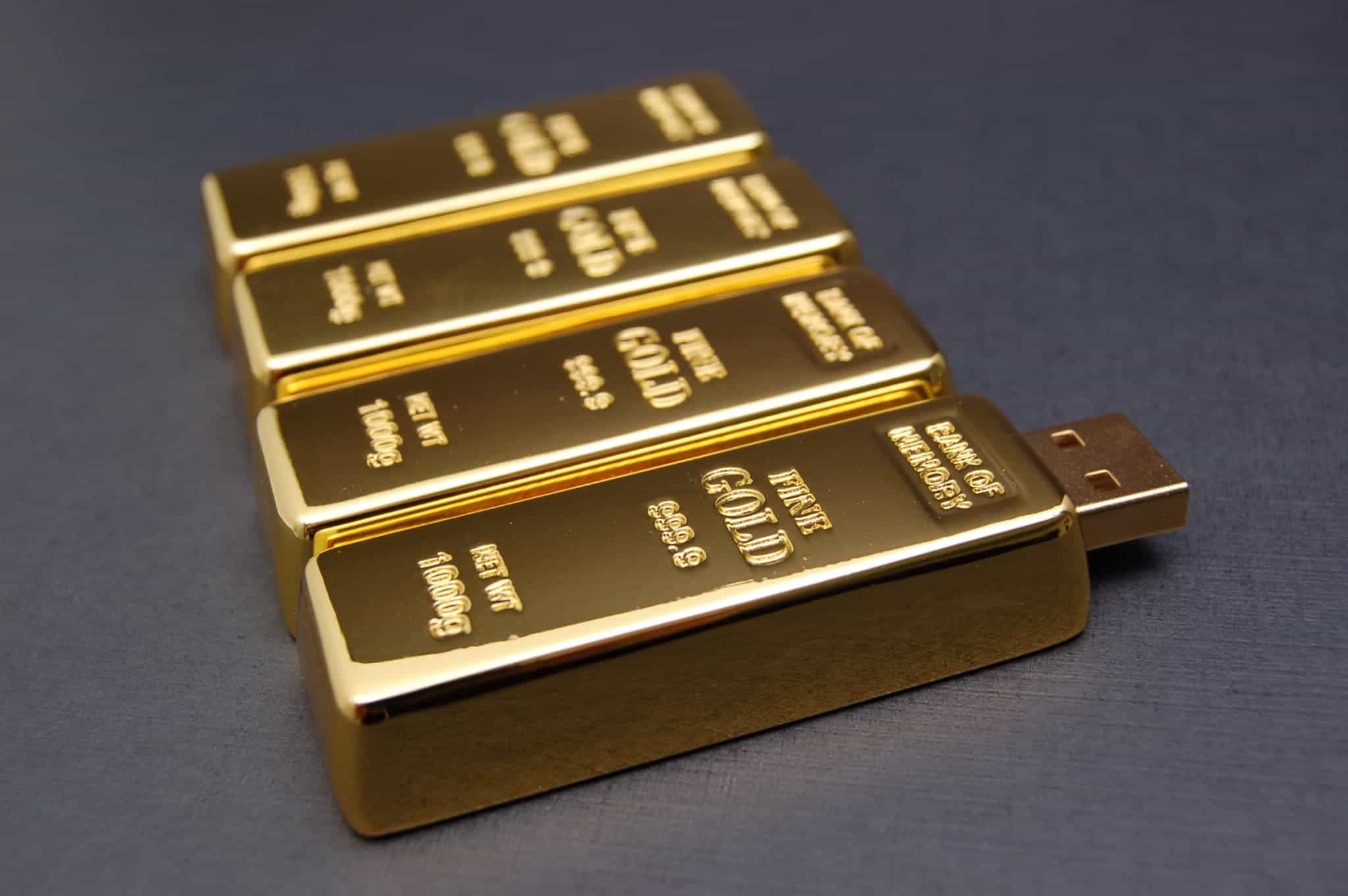 I'd pick that up too.
Image via flirk user Gold Brick Custom USB Drives.