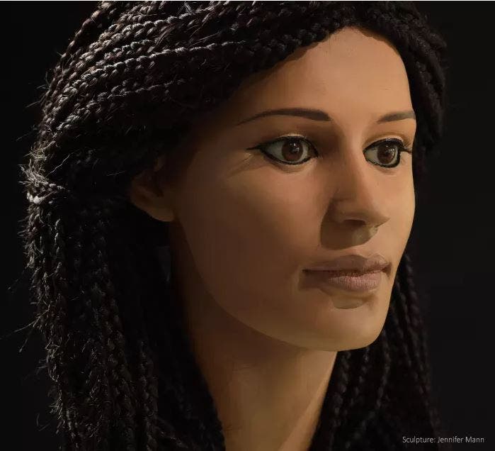 Reconstruction of an Egyptian woman cca. 300 BC.
Image credits Jennifer Mann/Paul Burston/University of Melbourne
