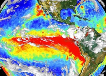 3-D cloud and surface temperature data from the Terra satellite show a well-developed El Niño condition. The red area is warm water sitting off the coast of western South America. Credit: NASA