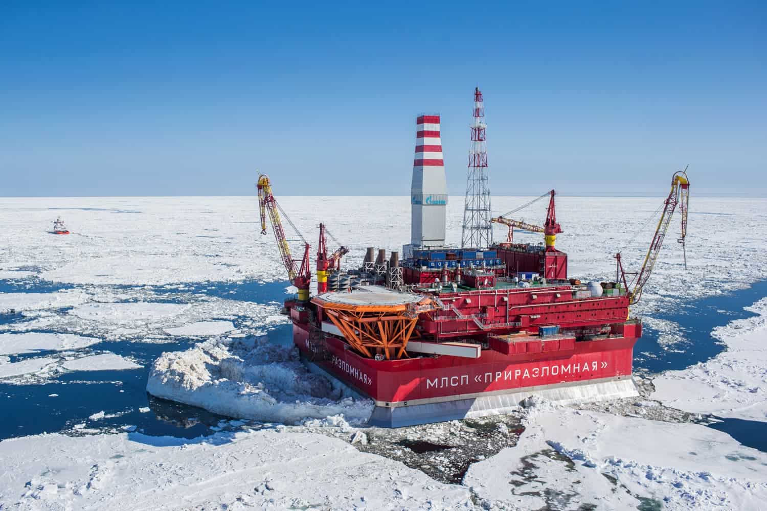 Russian-operated drilling in the Arctic. Image credits: Krichevsky.