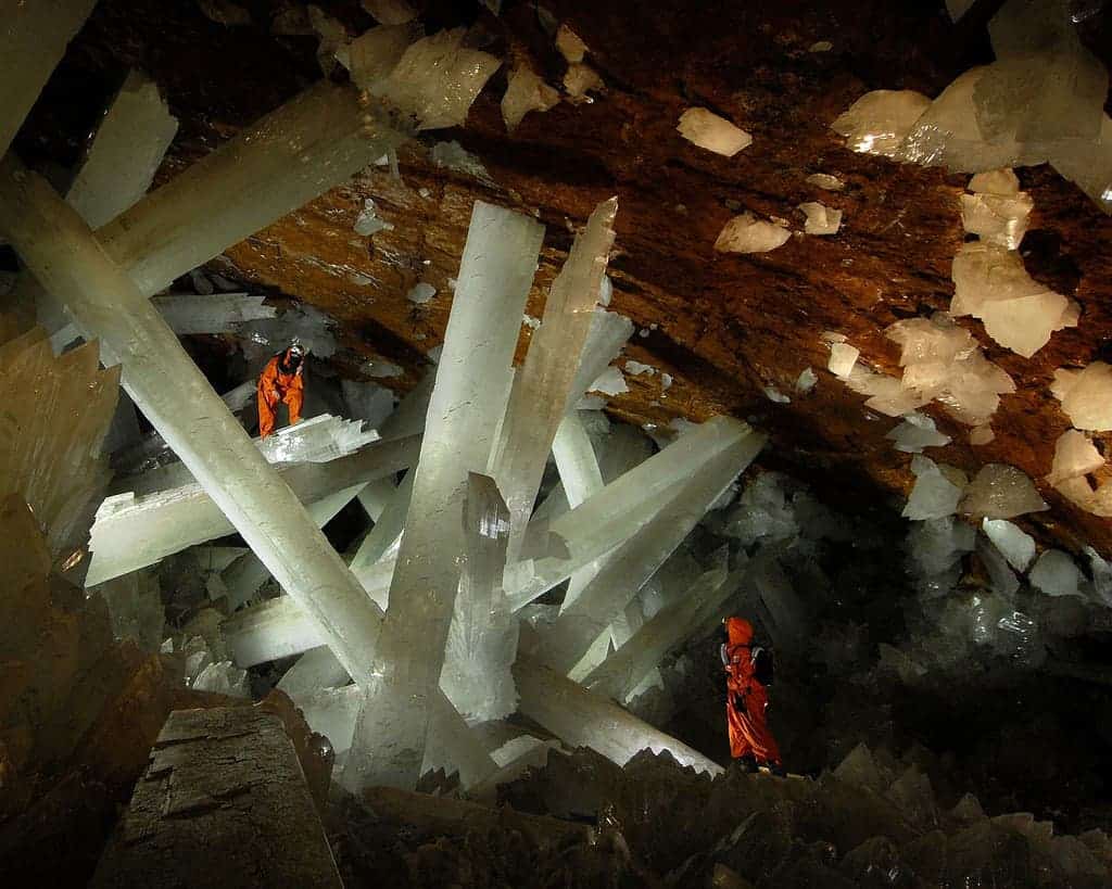 Image from a different cave in Mexico with giant crystals. Image credits: Julie Rohloff