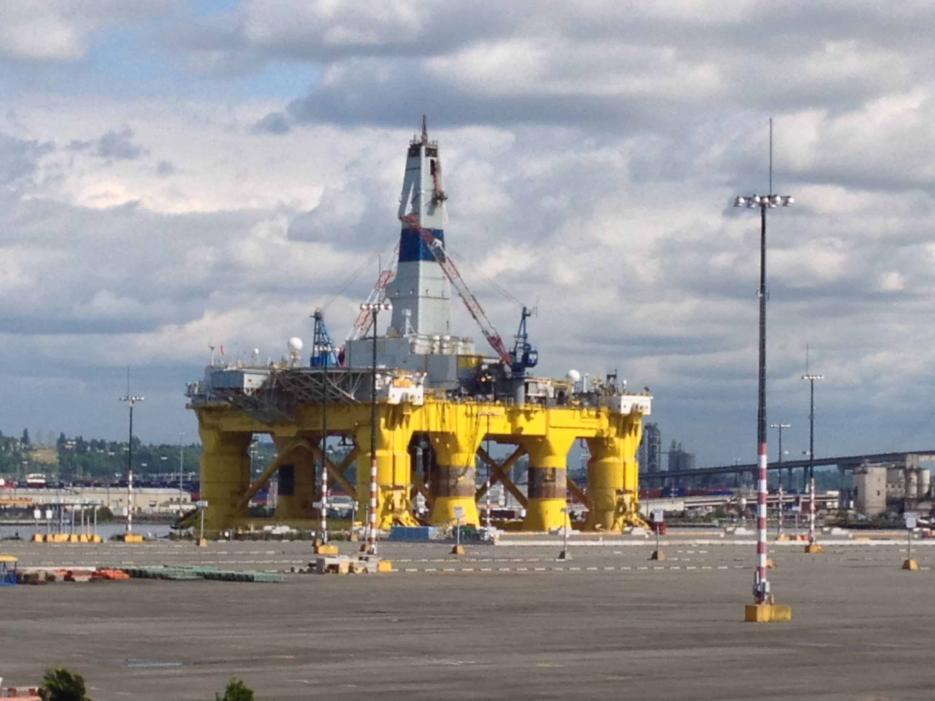 Shell Oil's Polar Pioneer Arctic Drilling Rig. Image credits: Chas Redmond.