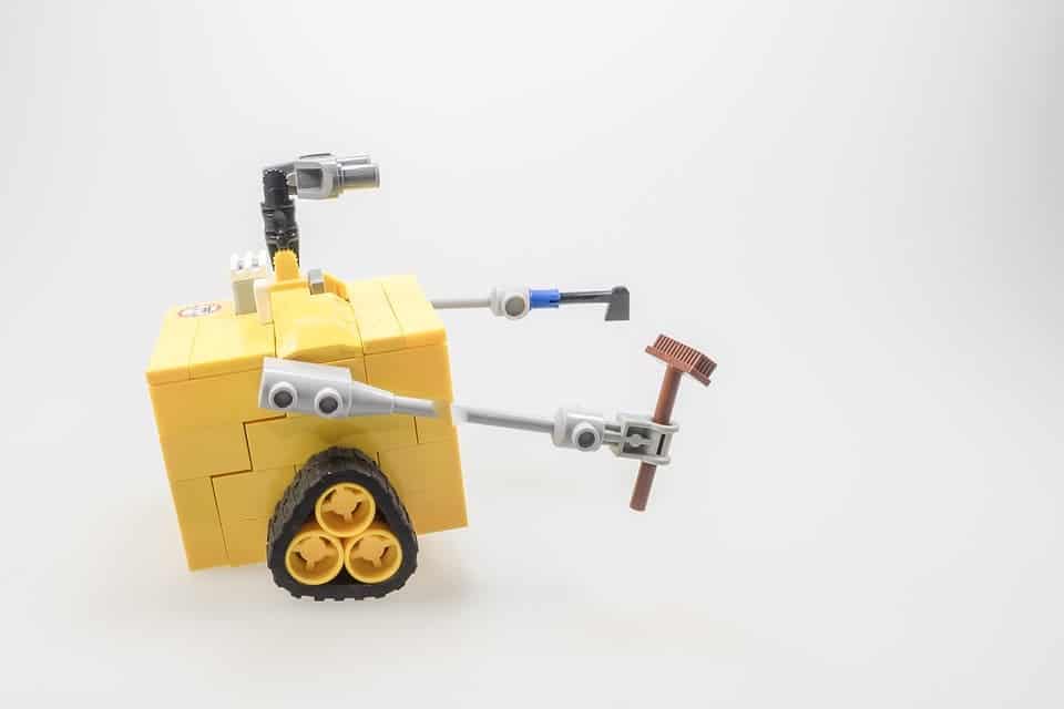 A LEGO Wall-e -- only fitting for LEGO's environmental achievement. Image via Pixabay.