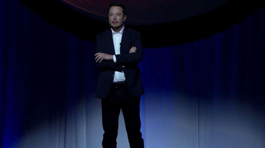 Musk, pictured talking at the IAC 2016 event. Image credits: Elon Musk/SpaceX.