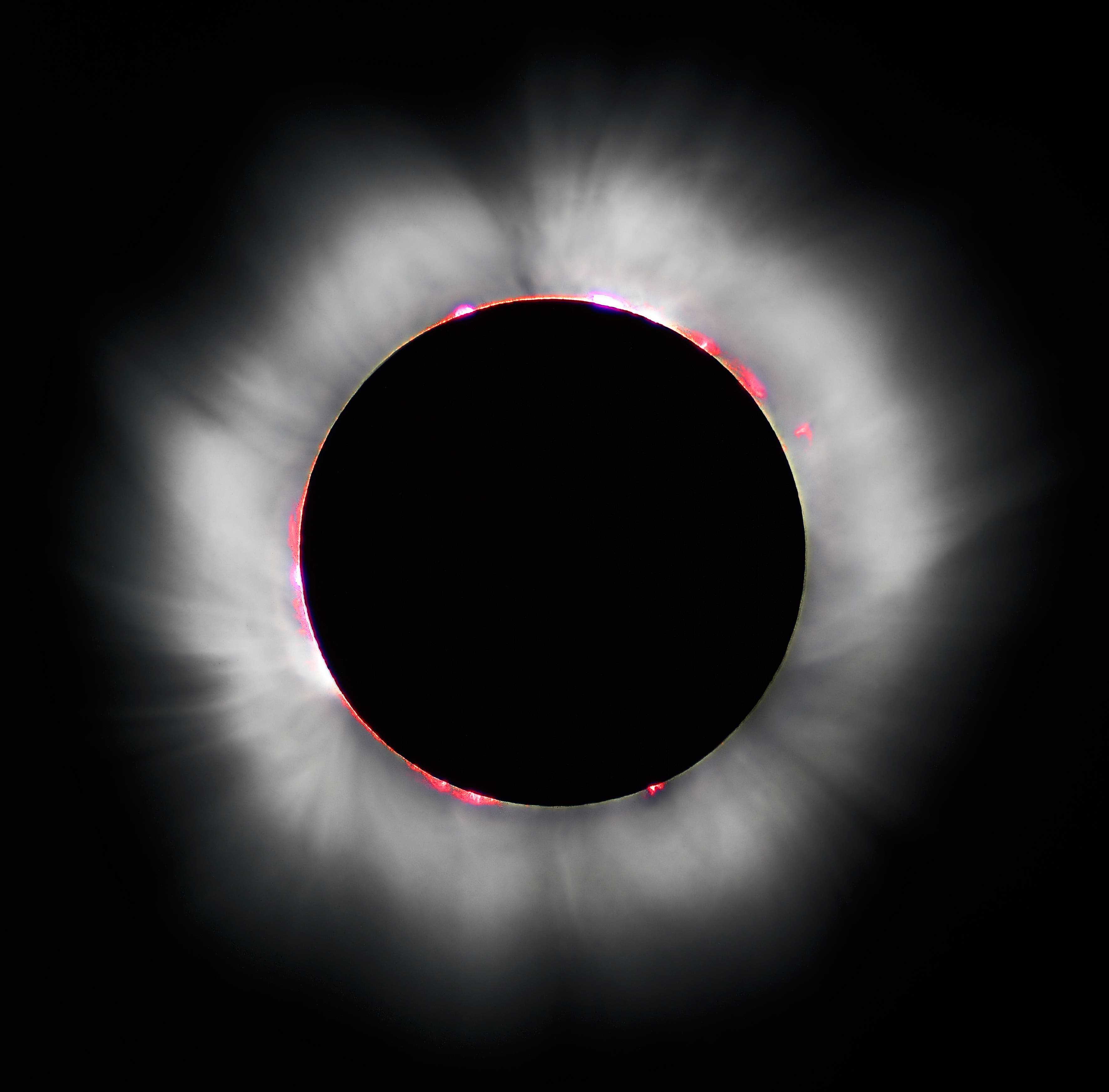 A total solar eclipse occurs when the Moon completely covers the Sun's disk, as seen in this 1999 solar eclipse. Image credits: Luc Viatour / Wikipedia.