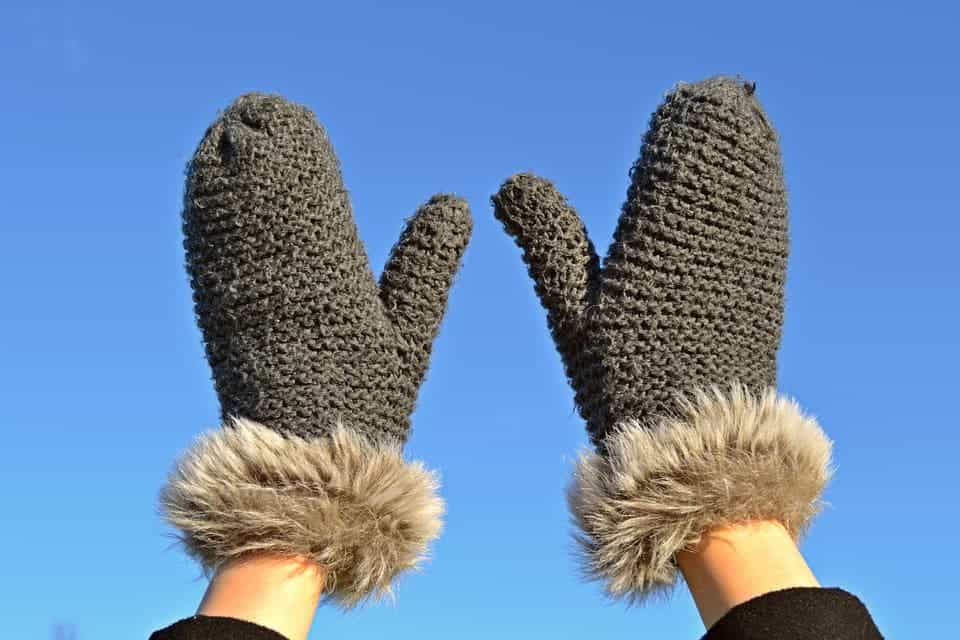 mittens_cold