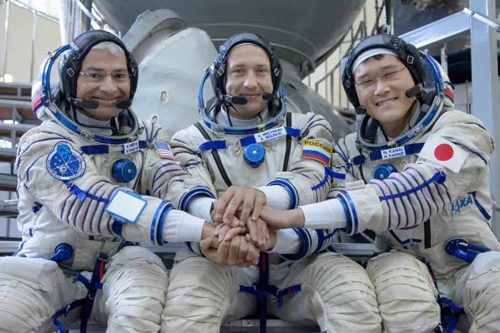ISS astronaut Norishige Kanai (first from right) grew 9 cm taller in only 3 months in space. Credit: NASA.