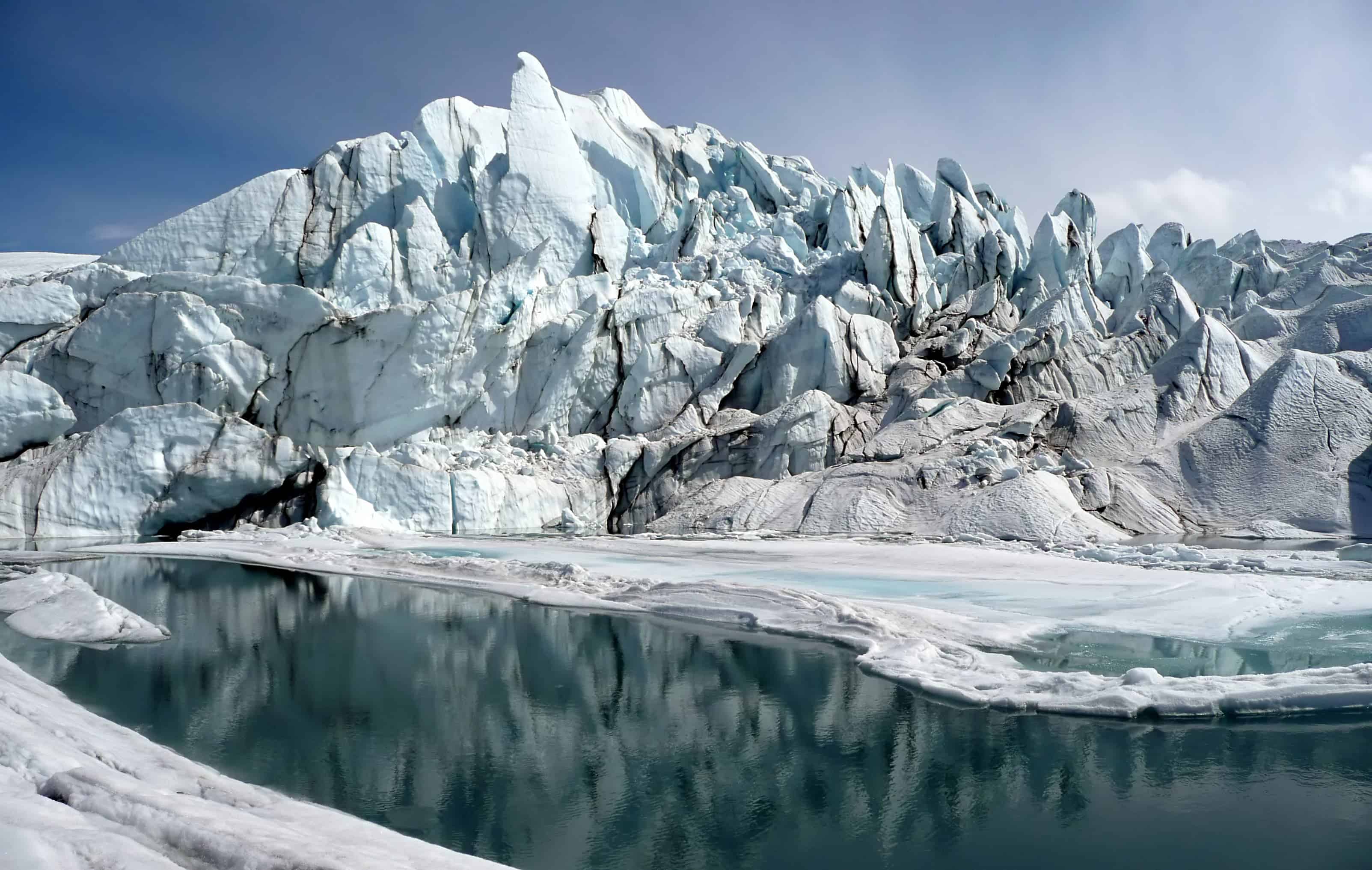 Mouth of the Matanuska Glacier in Alaska. Image credits: Sbork / Wikipedia.