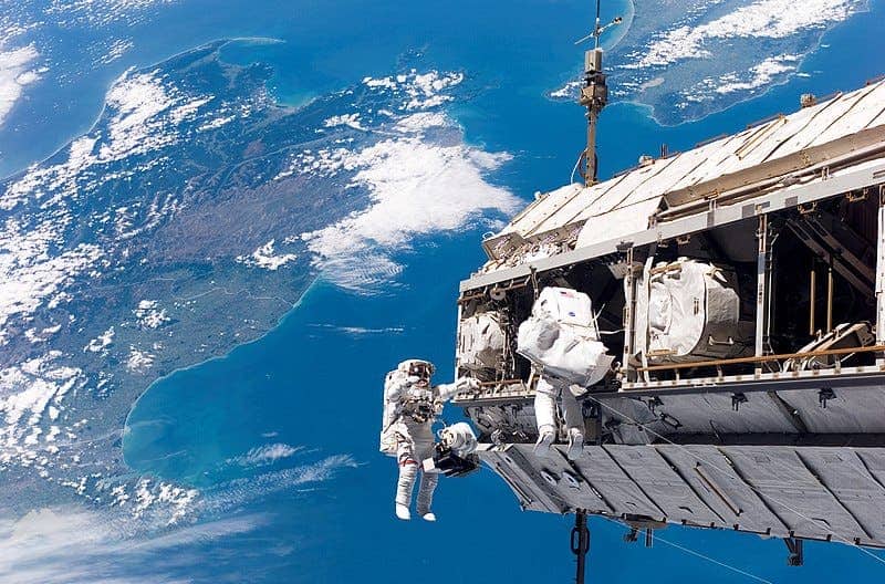 Construction of the ISS Integrated Truss Structure over New Zealand. Image credits: NASA.
