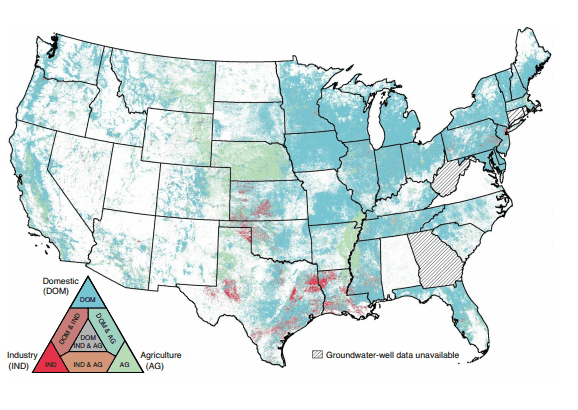 Groundwater wells across the United States. Each point on a map represents the recorded location of a well. a, The purpose for a well’s
construction; blue dots represent wells constructed for domestic or municipal supply, green dots for agriculture and red dots for industry. Image credits: Perrone and Jasechko / Nature.