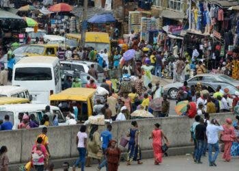 LAGOS, NIGERIA - MARCH 16 : Market and traffic Jam in Oshodi area  on March 16, 2016 in Lagos, Nigeria, West Africa. (Photo by Fr??d??ric Soltan/Corbis via Getty Images)