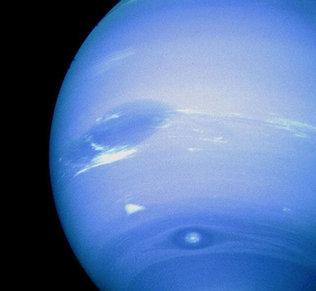 Neptune blue atmosphere