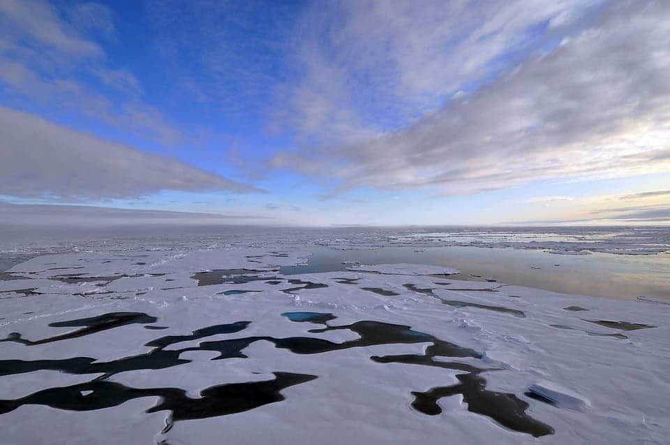 ‘Rivers’ of air are cracking open the Antarctic — for global warming, this is a problem - ZME Science