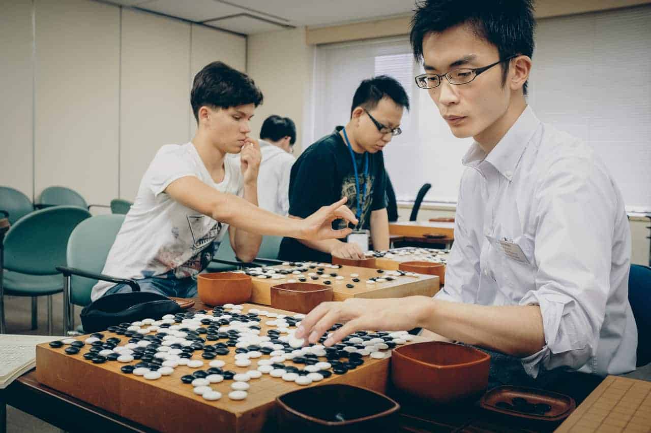 AI humiliated the world’s Go champions. Now people are making a comeback
