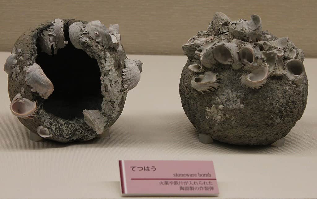 medieval grenades