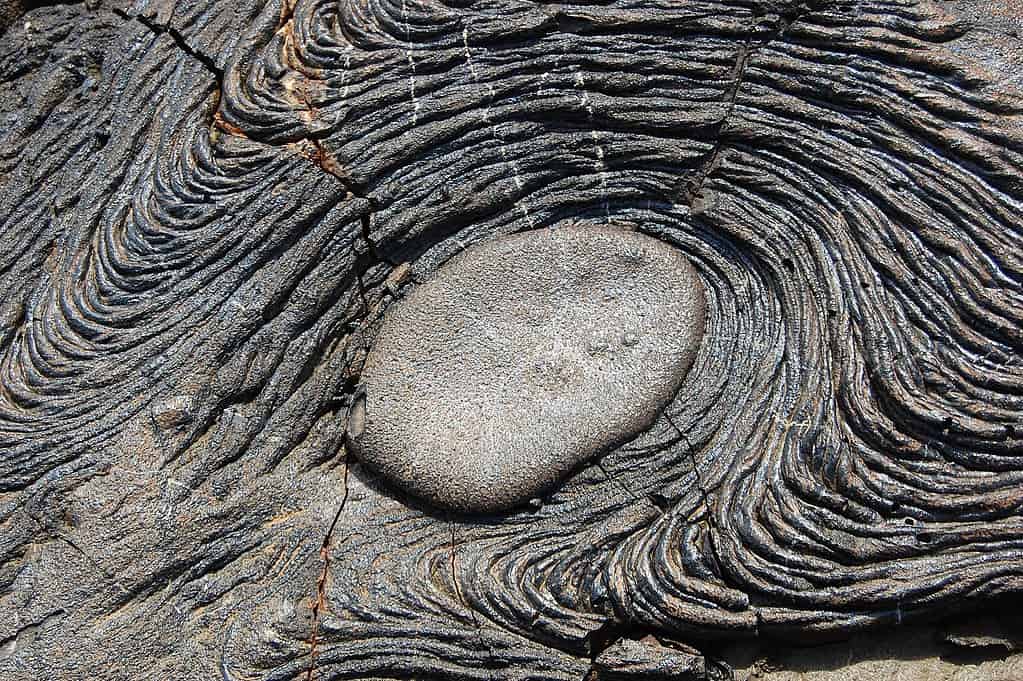 pahoehoe lava rock