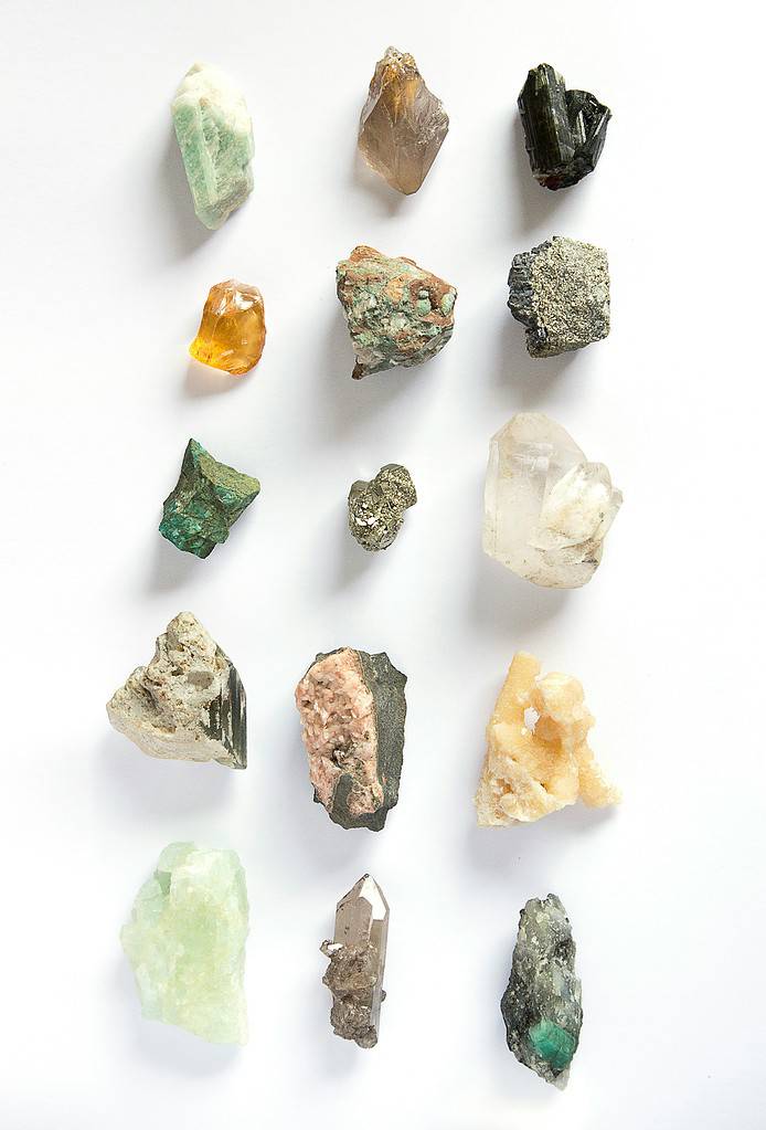 different minerals and crystals