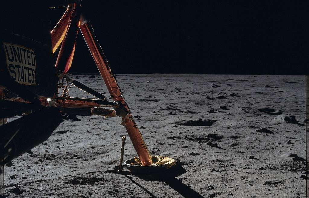 Lunar lander 