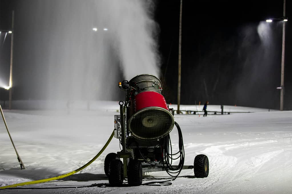 A snowgun spraying cold water and compressed air. Image credits: Aaron Doucett/Unsplash
